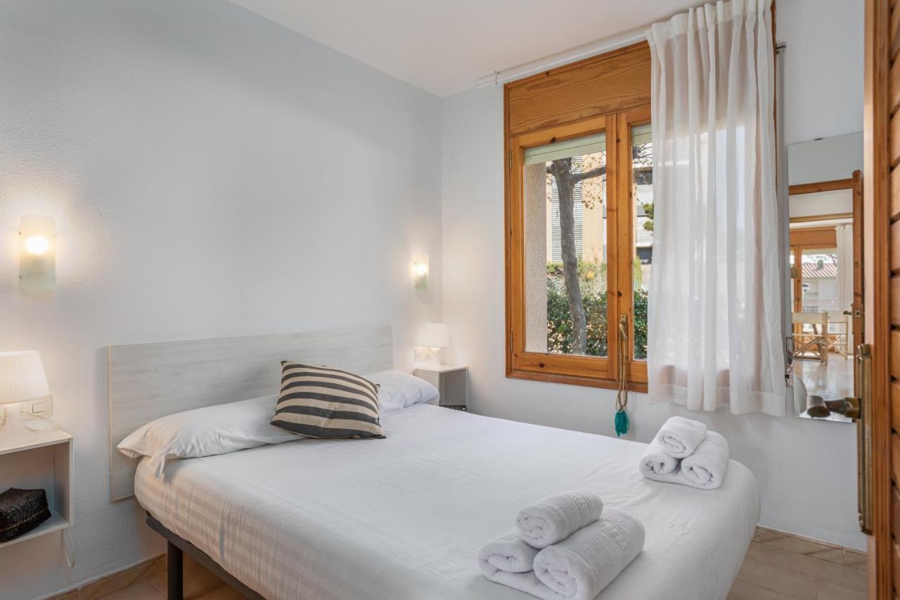 Apartamentos Casa Marea La Fosca Parking Y Piscina Паламос Экстерьер фото